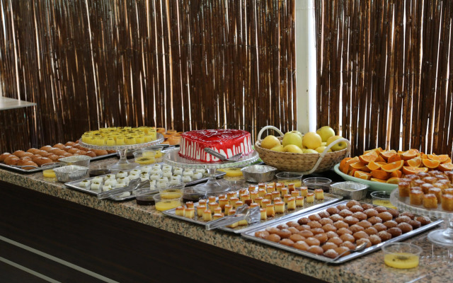 Belpoint Beach Hotel