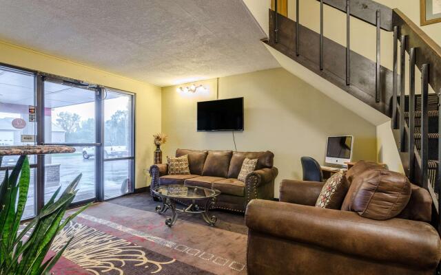 Rodeway Inn Mitchell