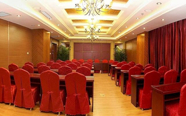 Yashengtai Senior Business Hotel