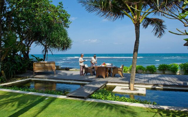 Majapahit Beach Villas