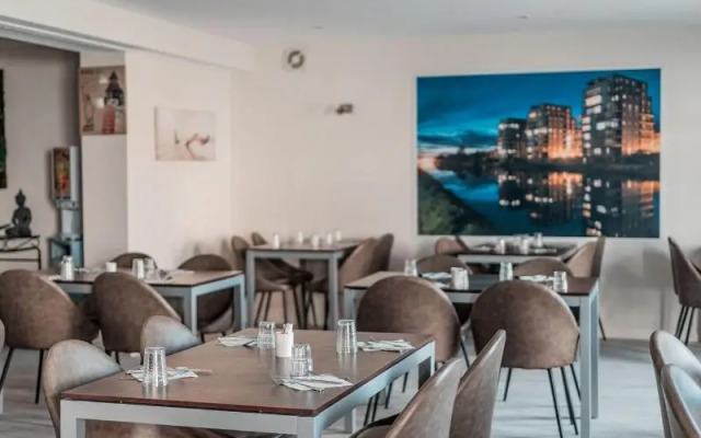 Brit Hotel Confort Saint-Lô