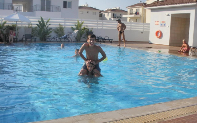 Mythical Sands Resort Ilona Apartment for families