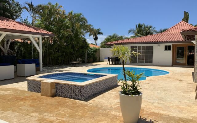 Linda Villa en Casa de Campo La Romana