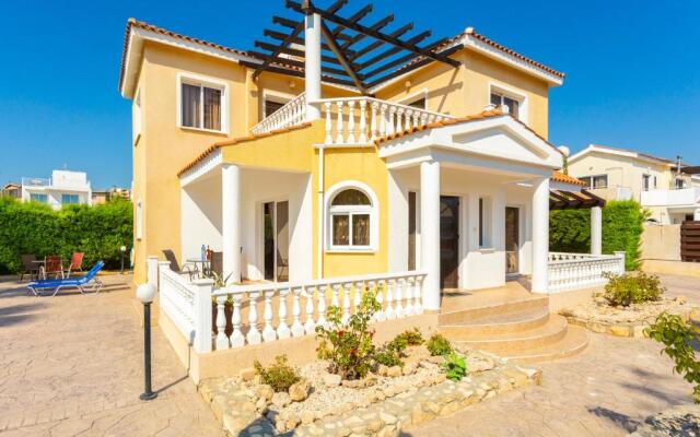 Villa Anastasia Large Private Pool Walk to Beach A C Wifi Car Not Required Eco-friendly - 2400