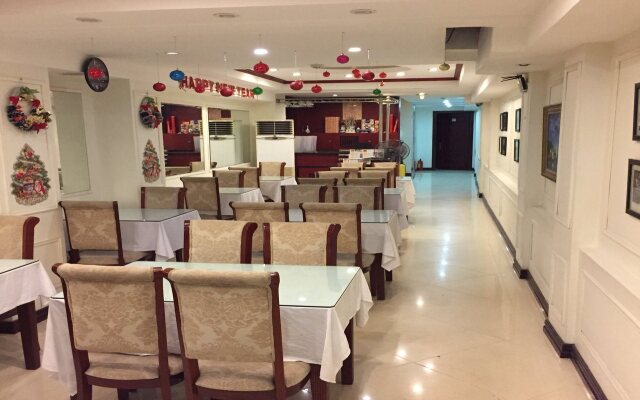 Golden Lotus Legend Hotel