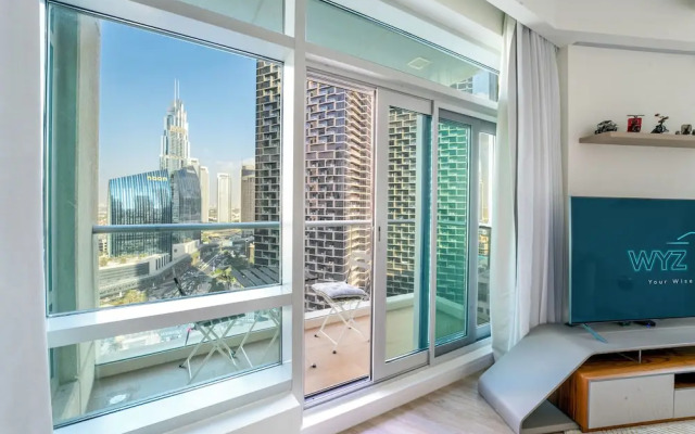 Stunning 2 BR in the heart of Downtown