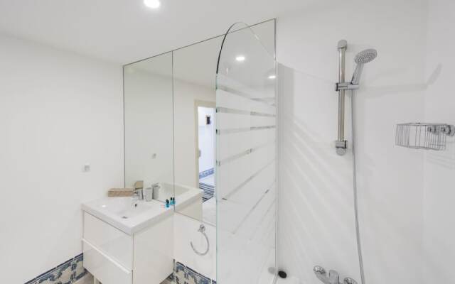 Traditional Duplex in Principe Real