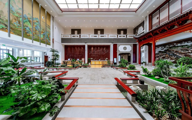 YUN-ZEN Jinling Acrobatics Hotel