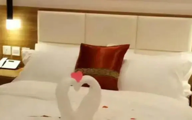 Shuimo Mingguan Holiday Hotel