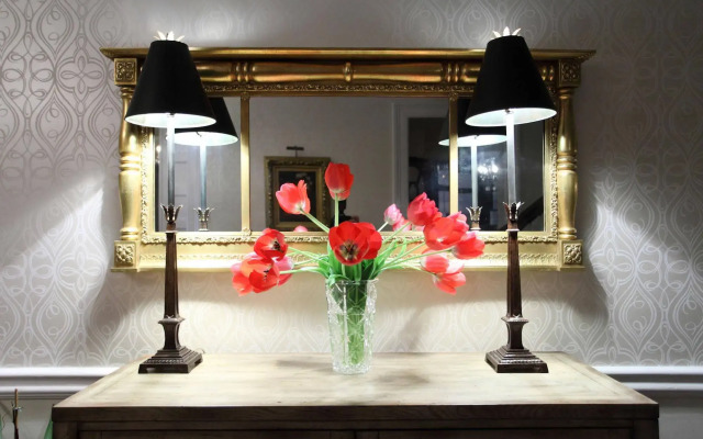 Peter Shields Inn & Restaurant