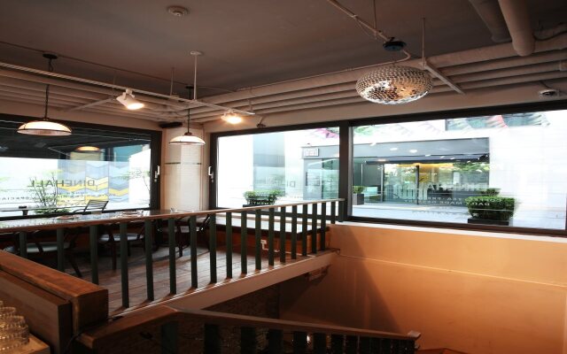 Seoul Hotel ShinShin Myeongdong