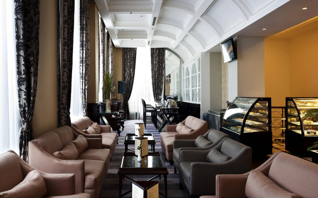 Royal Kuningan Hotel