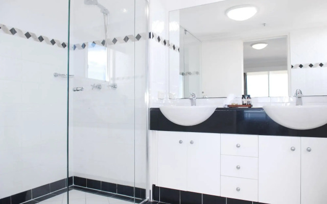 Xanadu Main Beach Resort