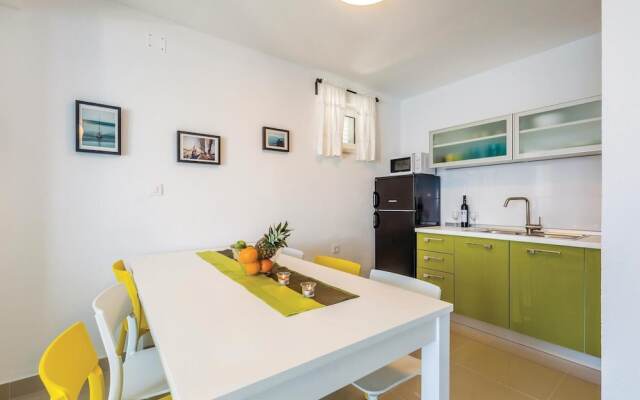 Awesome Apartment in Lukovo Sugarje With Wifi and 3 Bedrooms