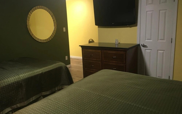 Aristocrat Motel