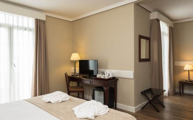 The Rock Hotel