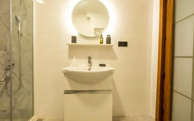 Spacious and comfy 2BR in the heart of Cihangir