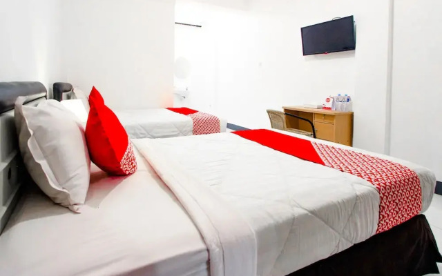 Oyo 965 Gading Guesthouse