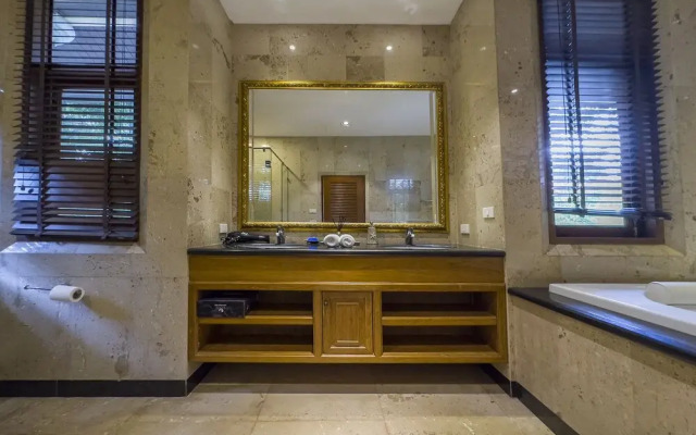 Executive 4 Bed Pool Villa - VTM
