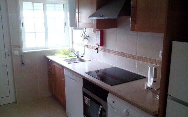 Captivating 1-bed Apartment in Olhos de Agua