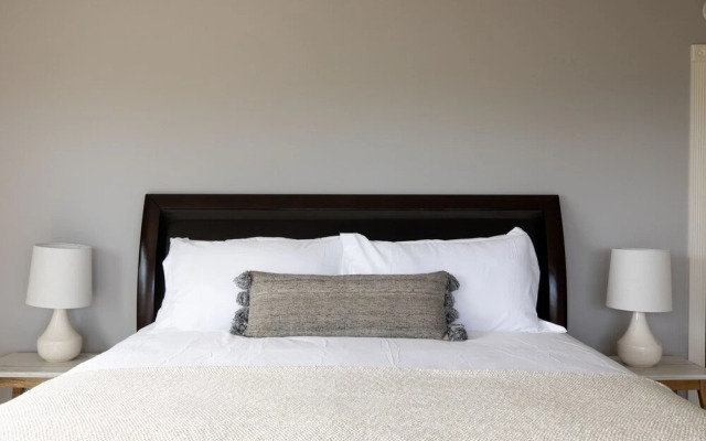 Sea Star by AvantStay | Gold Medal Olympian's Malibu Estate | Pool, Spa & Views