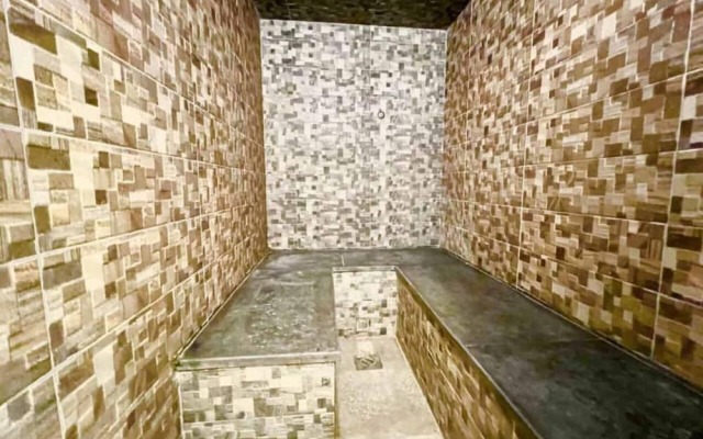 Imperial Resort Hurghada - Bedroom With Pool View