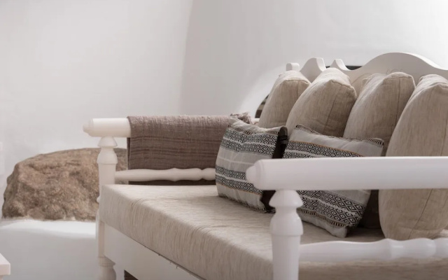 Villa Mira Paros  Luxury Suites