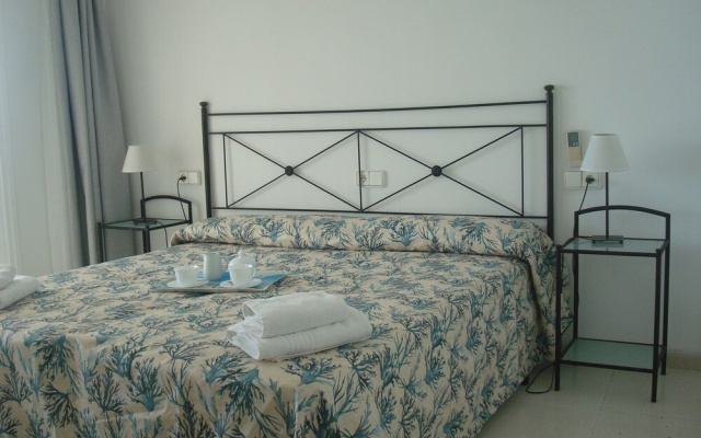 Catalina 3B Apartment Facing the sea