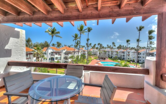 Neat 2 Bedroom Apartment Next to the Beach S-i401