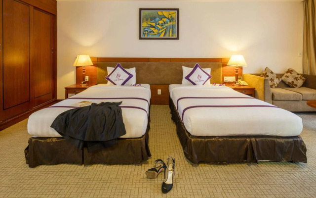 TTC Hotel Deluxe Tan Binh