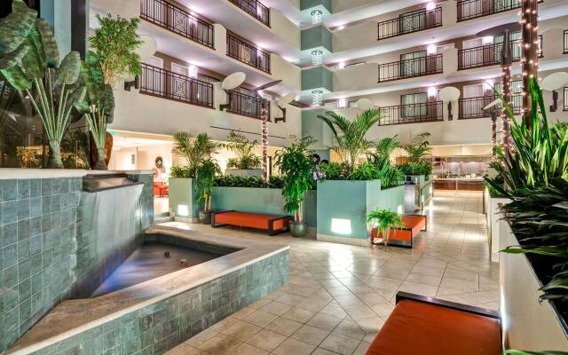 Embassy Suites by Hilton Fort Myers Estero