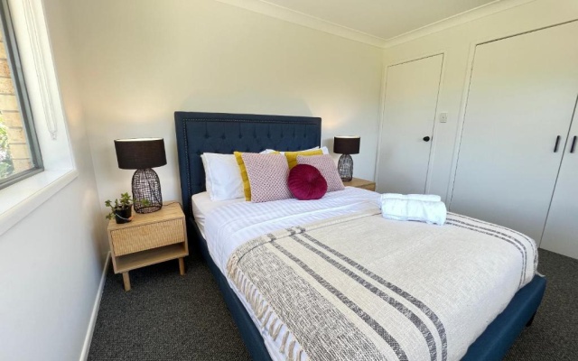 NEW Nordic Star - Cosy Home in Nature with Lake, near town – Guest Rooms – Maleny
