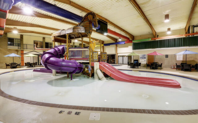 Holiday Inn Minot Riverside