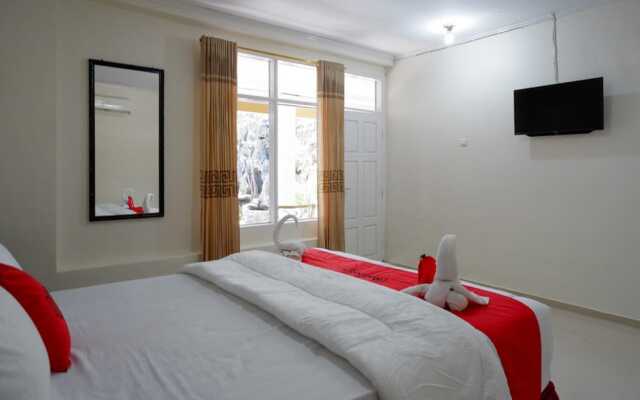Alam Raya Hotel by RedDoorz