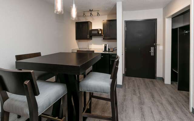 Wingate by Wyndham Dallas Love Field