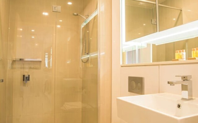 Spacious And Cozy Zetland Apartment