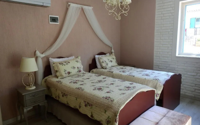 Karamela Otel
