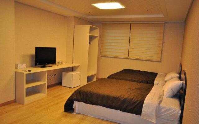 Cloud 9 Residence