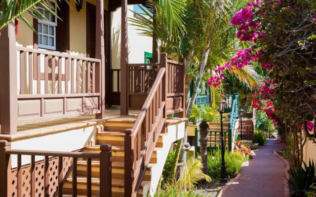 Apartamentos Oasis San Antonio