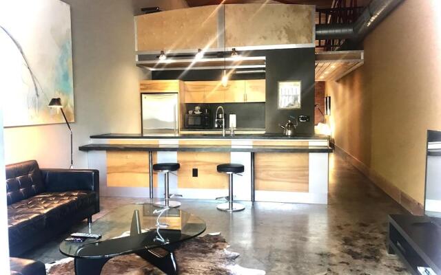 The Hangar Lofts Hotel