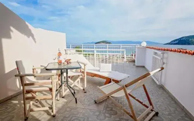 Vournelis Beach Hotel and Spa