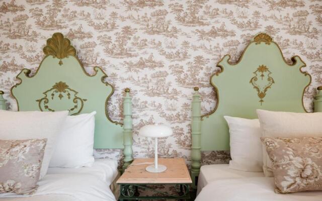 Casa de Sao Thiago d' Obidos