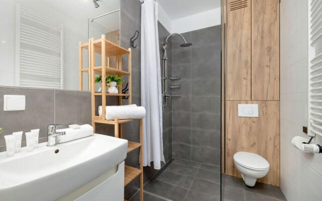 Cozy Apartment in Krakow for 3