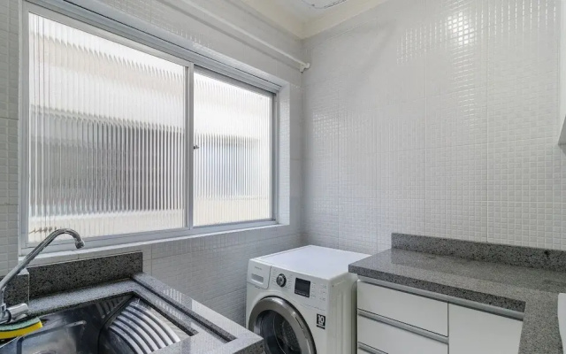 Complete apt w Privileged Location Floripa Csu0402