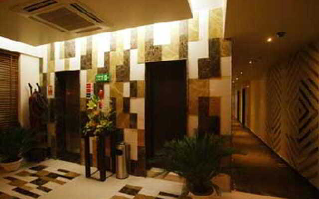 Bizzotel