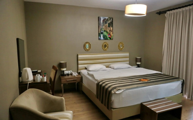 Adana City Hotel