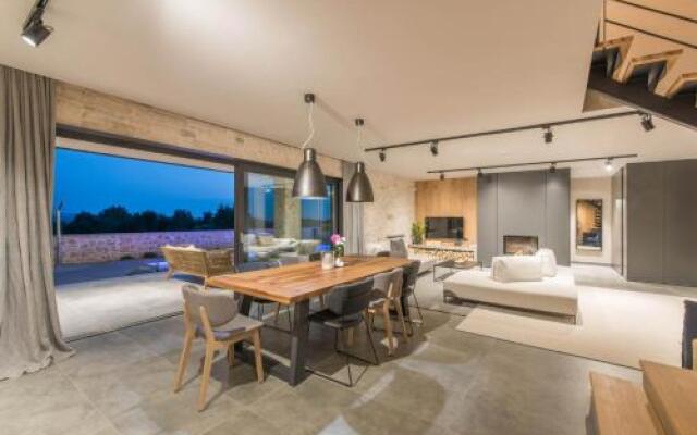 Exclusive Living Villas