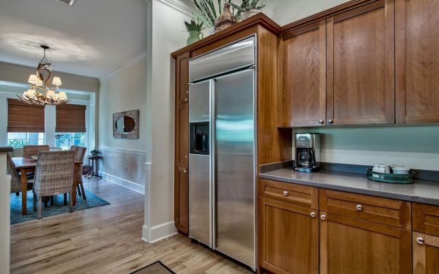 Watercolor - Park District 2-Bedroom Condos by 360 Blue