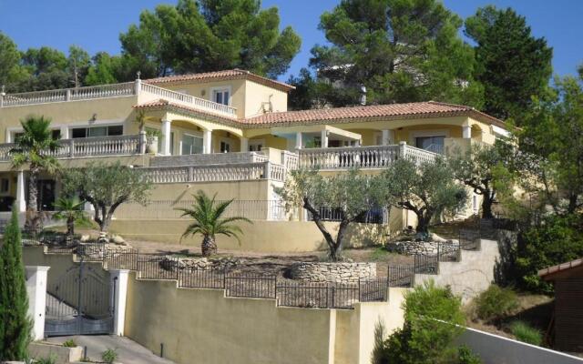 Appartements vue panoramique avec piscine et jacuzzi