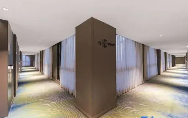 Madison Hotel (Huangcuo Beach Branch)